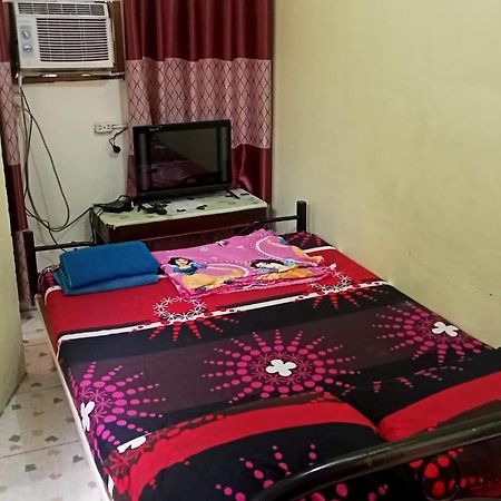 Belen Favila Transient Rooms Near Airport Terminal 3 Manila Dış mekan fotoğraf